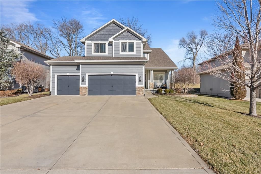2322 SW River Trail Road — photo 2