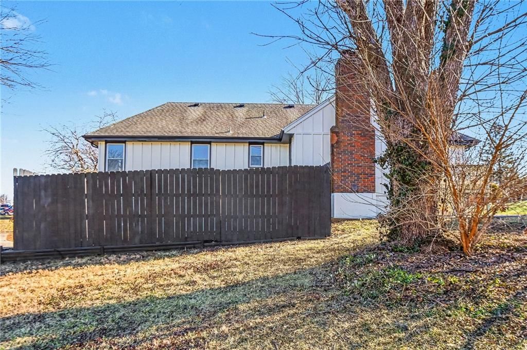 7300 Hullwood Street — photo 28