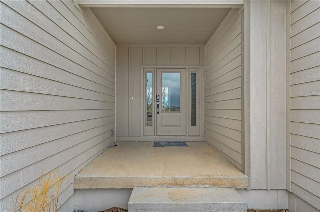 13997 S Landon Street — photo 5