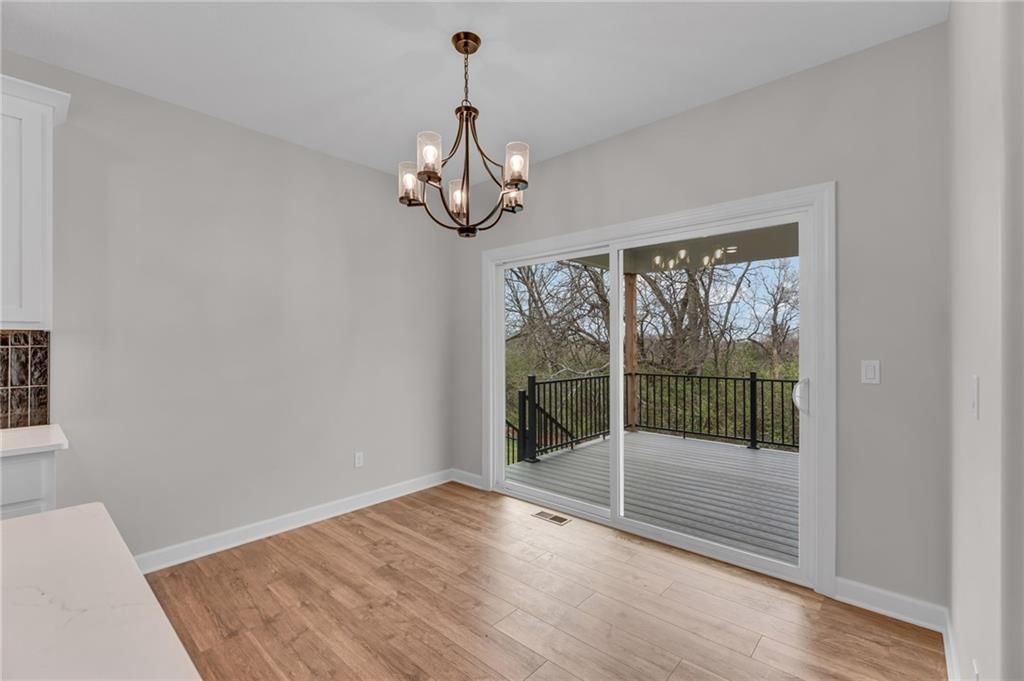 13997 S Landon Street — photo 9