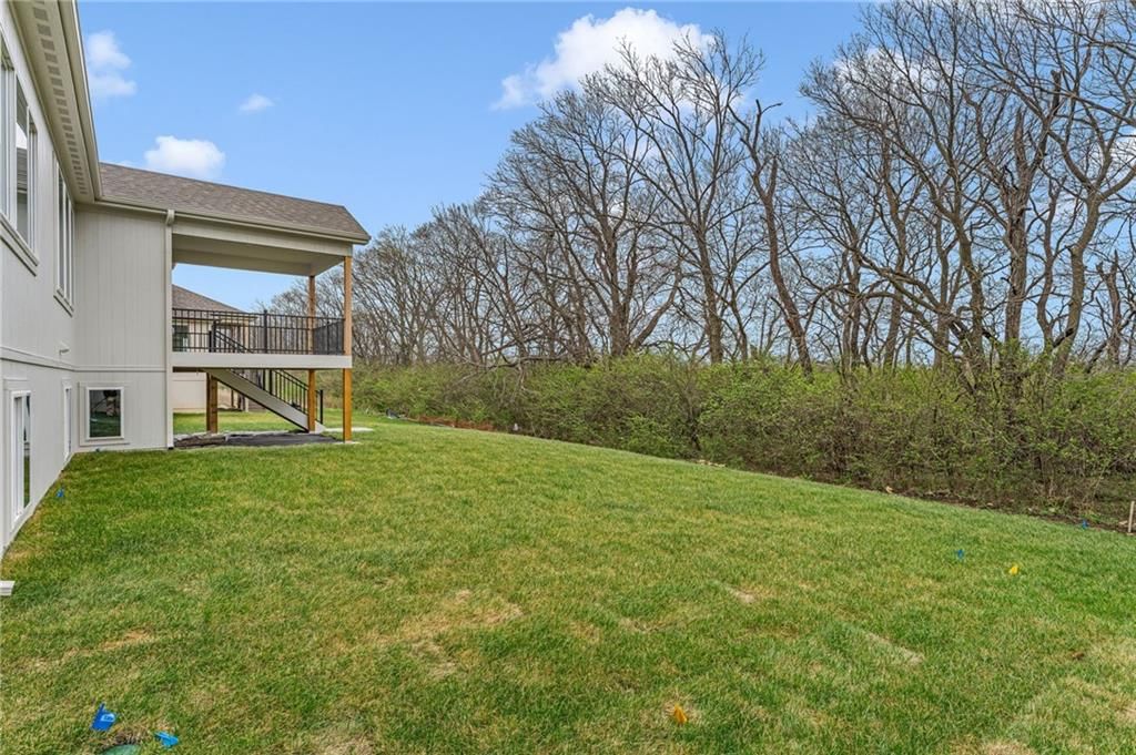 13997 S Landon Street — photo 32