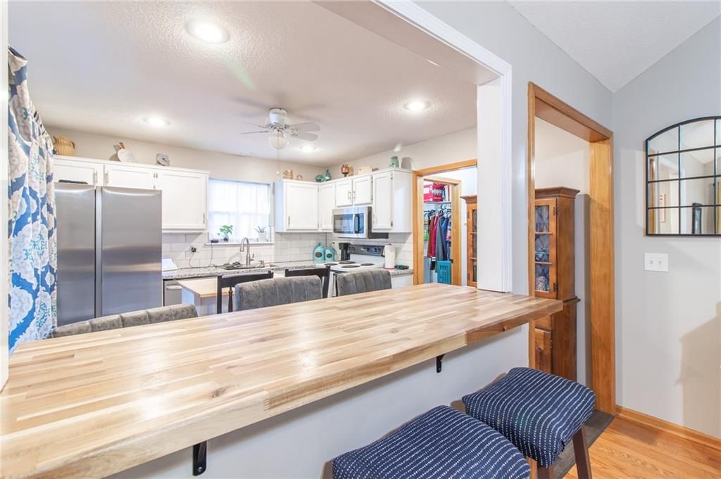 1308 DEENA Street — photo 13