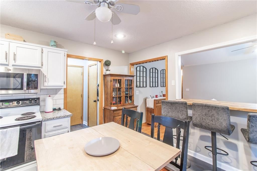 1308 DEENA Street — photo 14