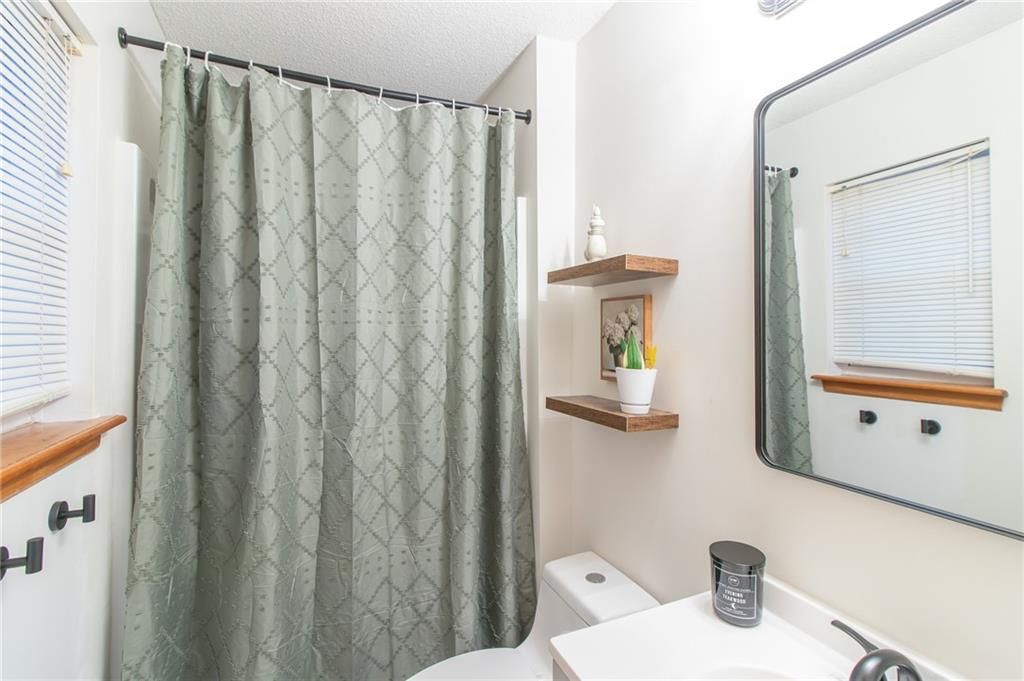 1308 DEENA Street — photo 20