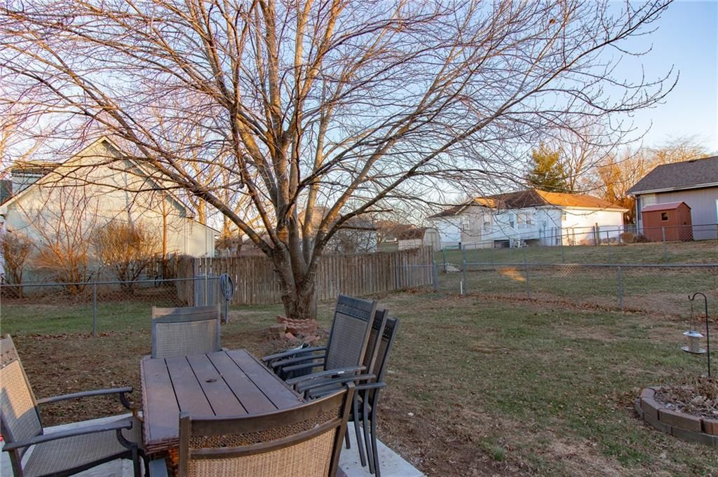 1308 DEENA Street — photo 25