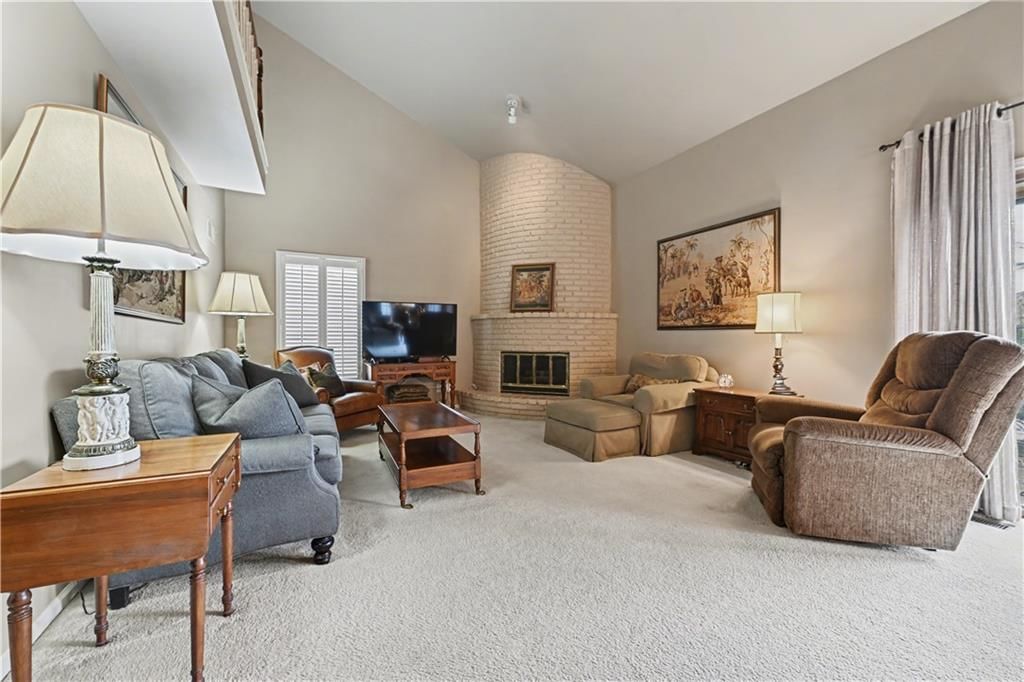 12893 Cambridge CT Court — photo 8