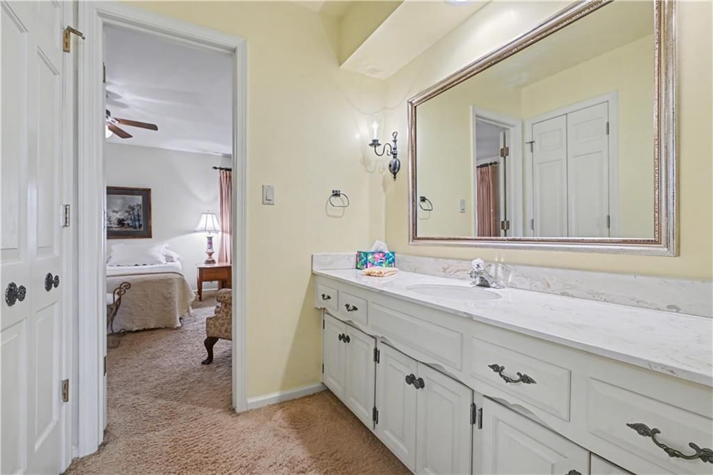 12893 Cambridge CT Court — photo 24