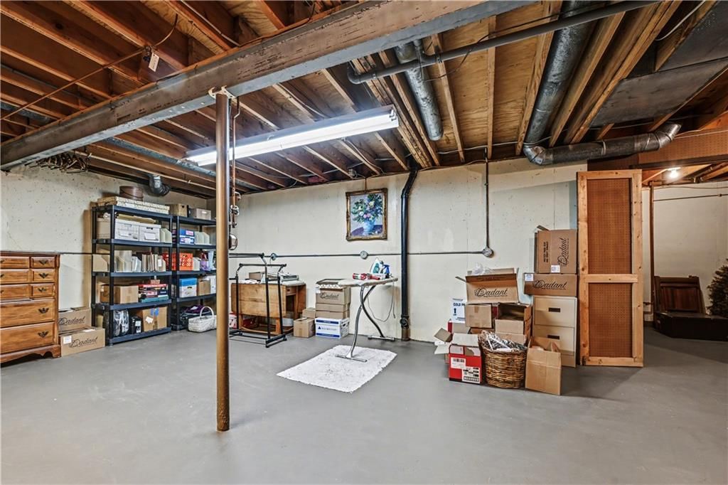 12893 Cambridge CT Court — photo 35