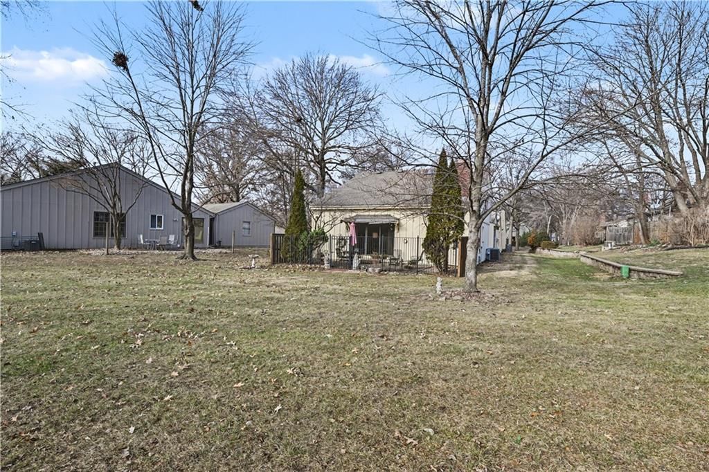 12893 Cambridge CT Court — photo 38