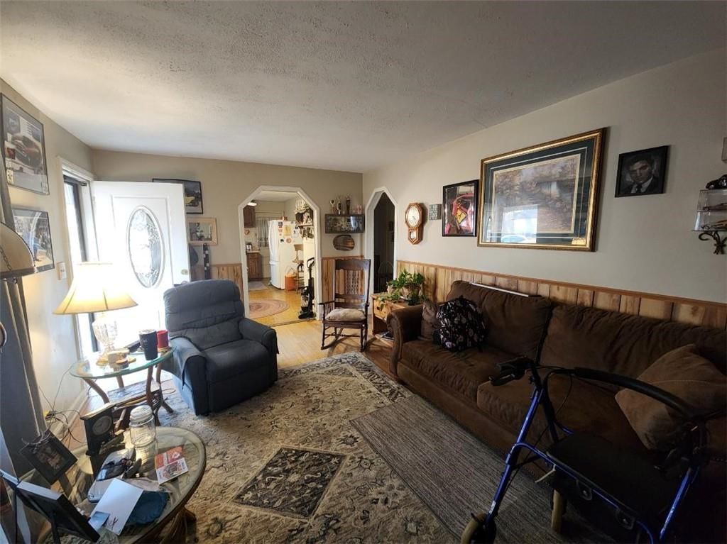 11009 W 56th Terrace — photo 3