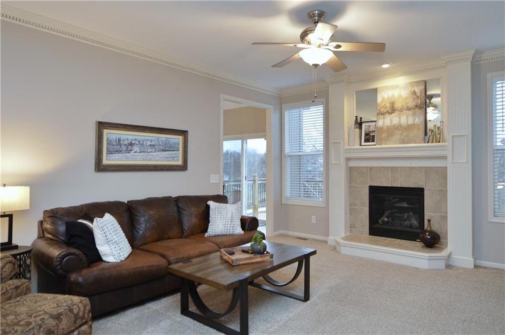 964 Wellington Way — photo 8