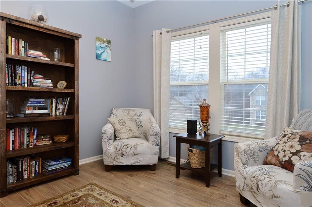 964 Wellington Way — photo 23