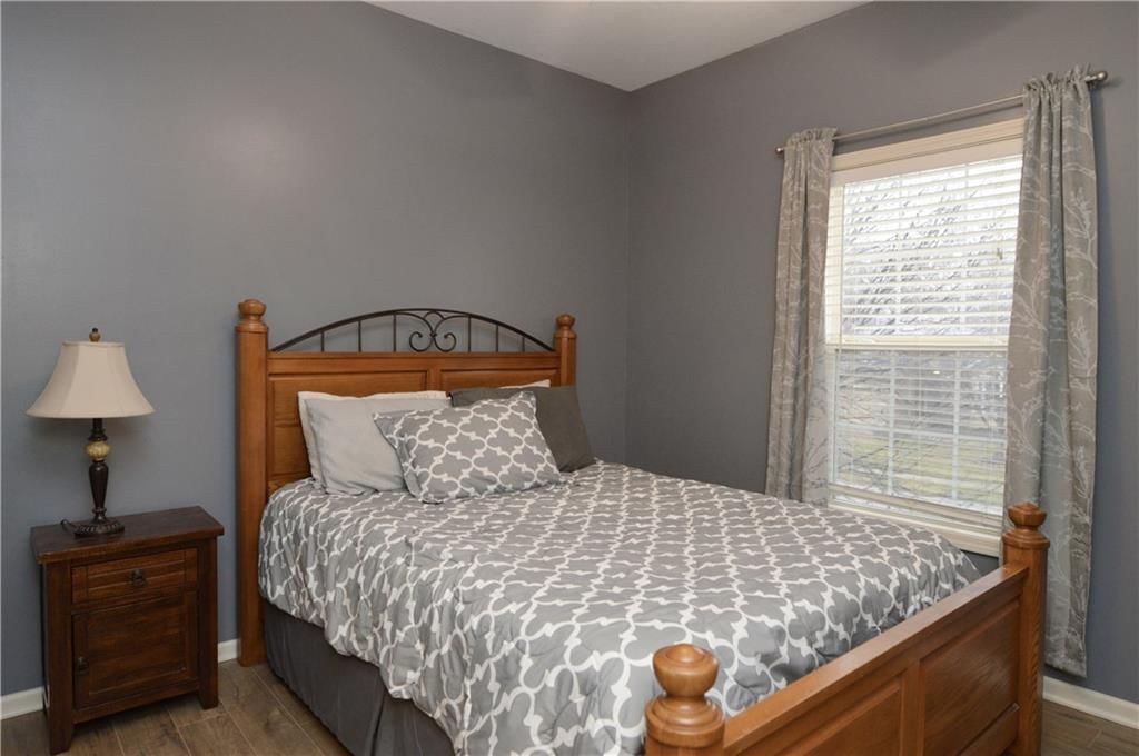 964 Wellington Way — photo 26