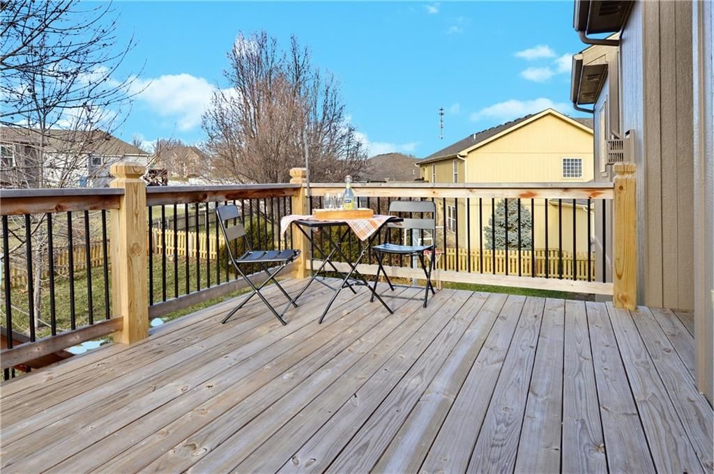 964 Wellington Way — photo 36
