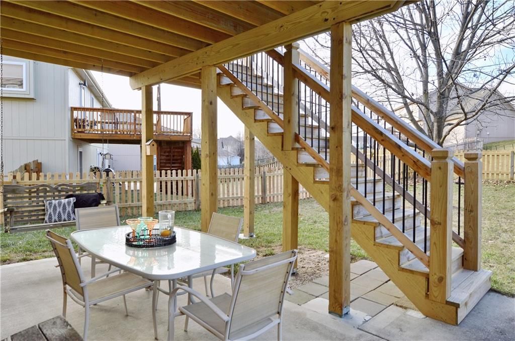 964 Wellington Way — photo 40