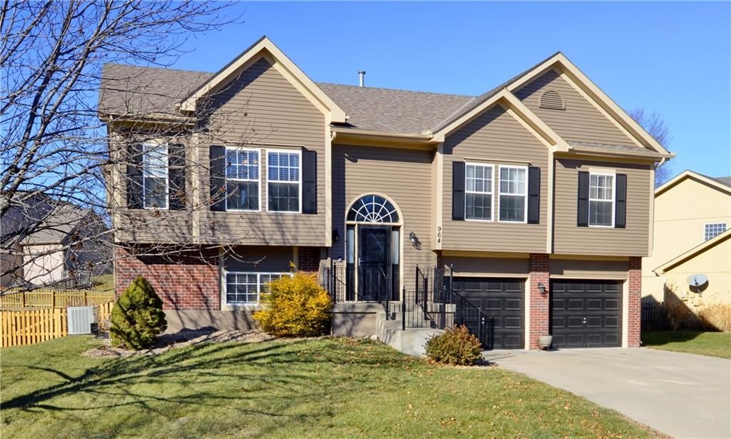 964 Wellington Way — photo 44