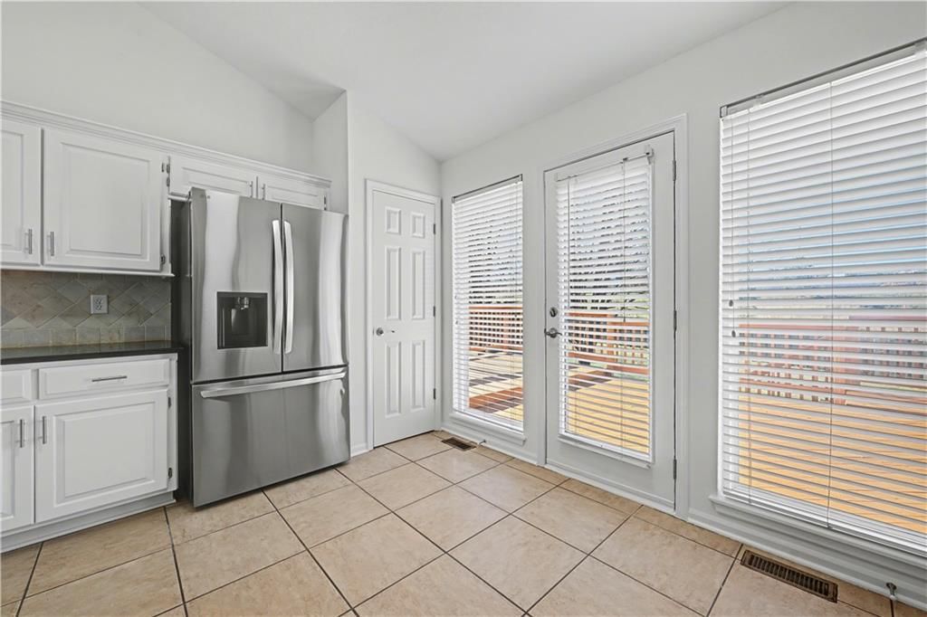 10120 Sunset Drive — photo 13