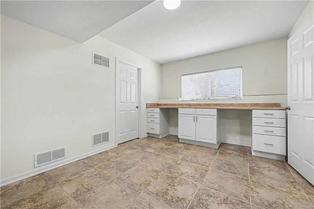 10120 Sunset Drive — photo 30