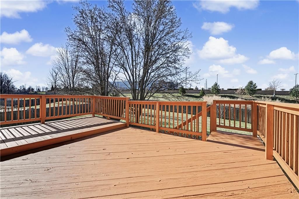 10120 Sunset Drive — photo 35
