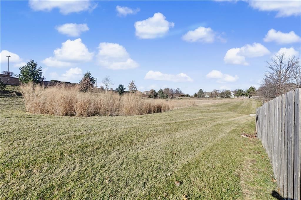 10120 Sunset Drive — photo 37