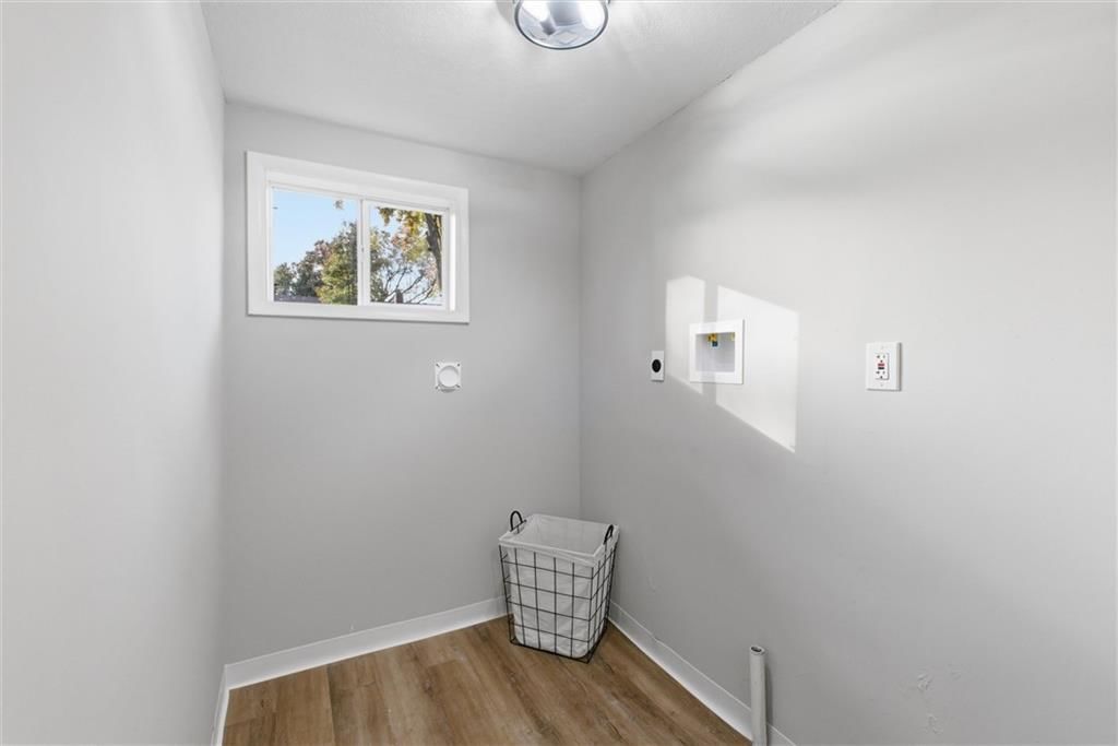 3209 S Norton Avenue — photo 30