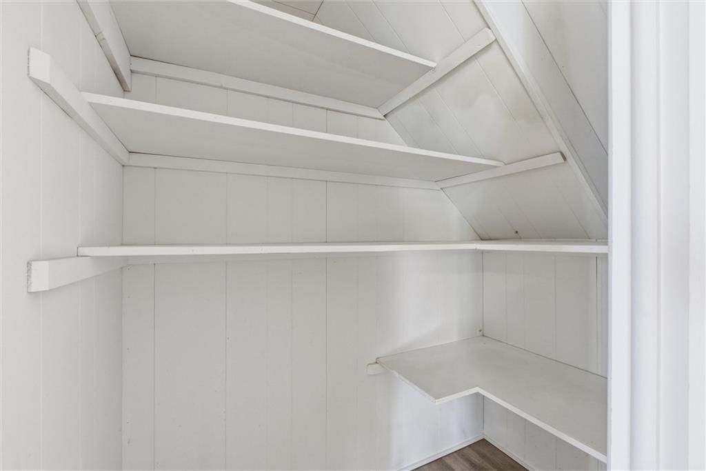 3209 S Norton Avenue — photo 32