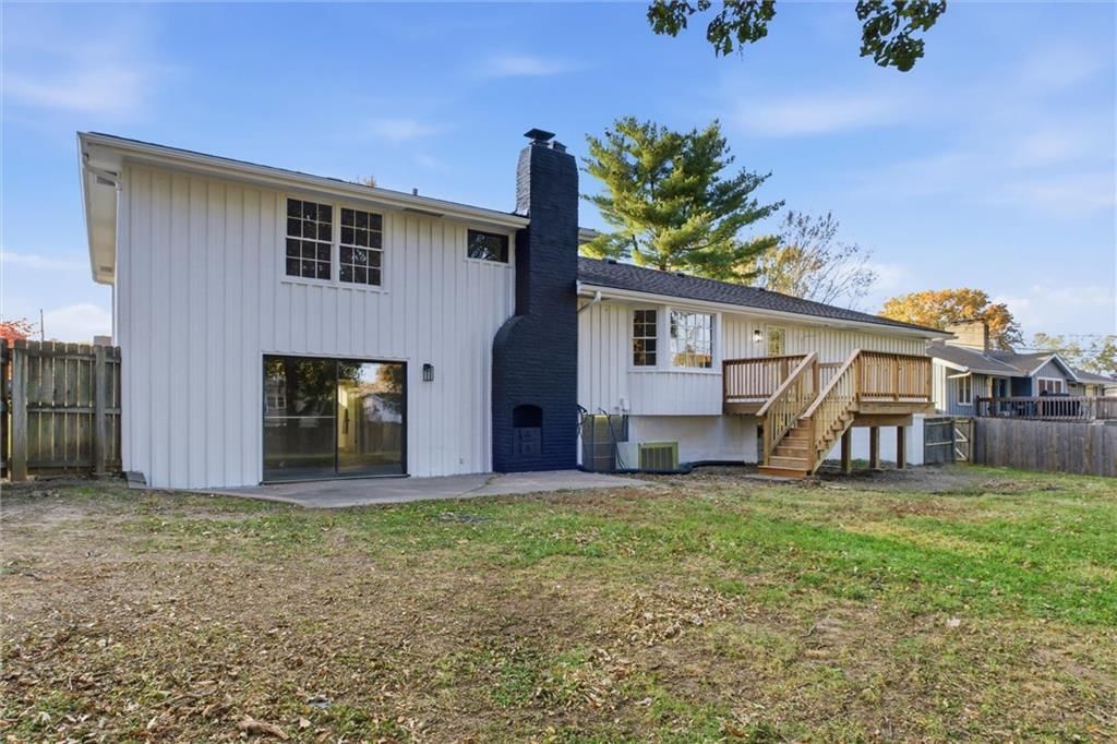 3209 S Norton Avenue — photo 35