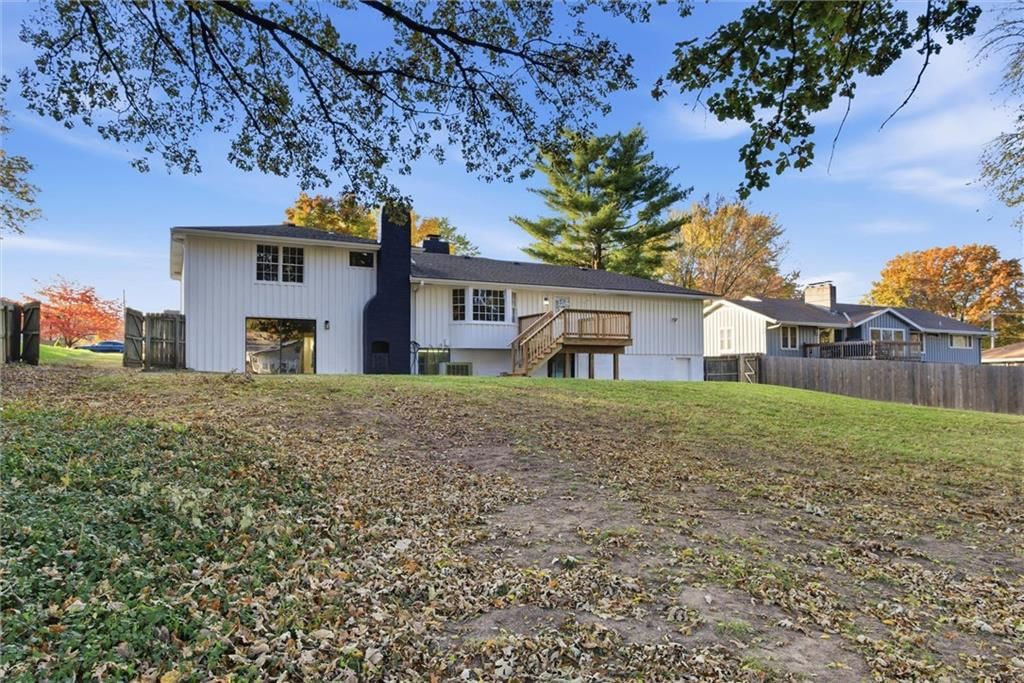 3209 S Norton Avenue — photo 36