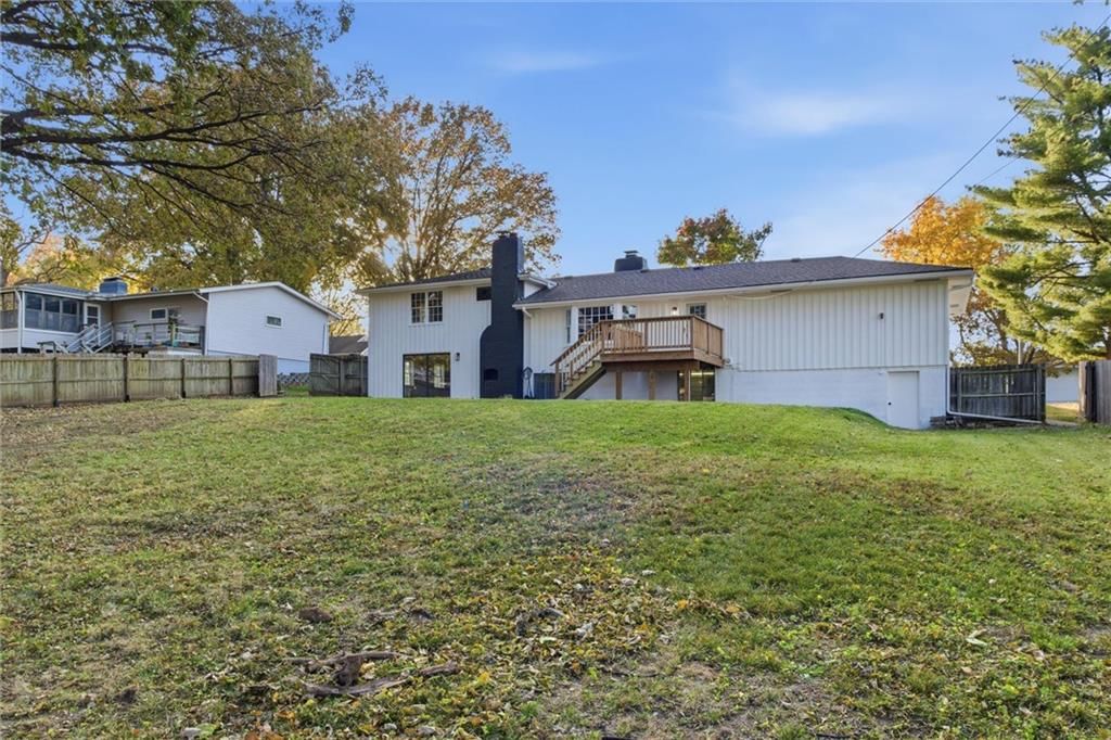 3209 S Norton Avenue — photo 39