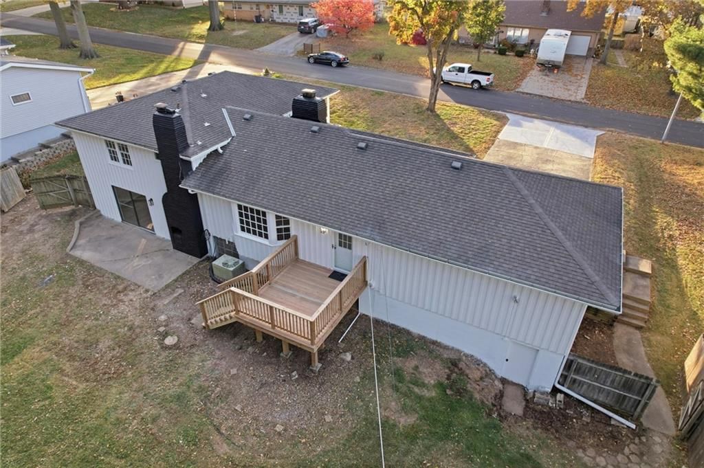 3209 S Norton Avenue — photo 40