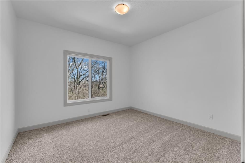 14033 S Landon Street — photo 31