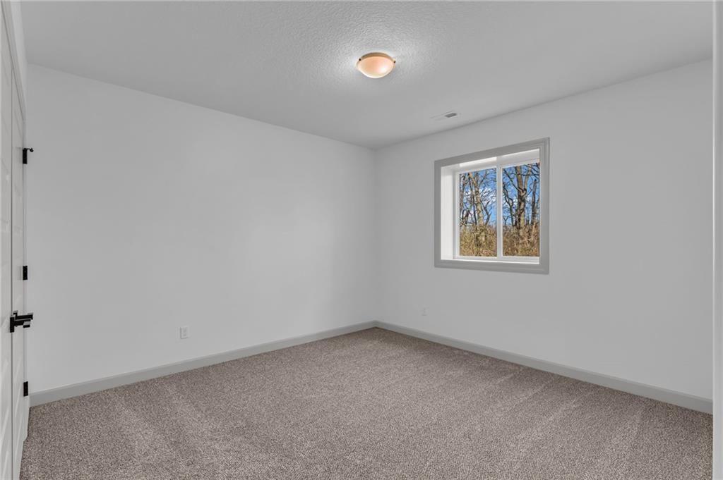 14033 S Landon Street — photo 52
