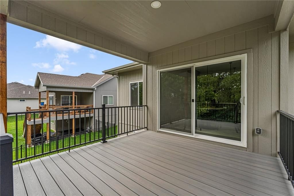 Photo 29 of 64 - 14033 S Landon Street, Olathe, KS 66061