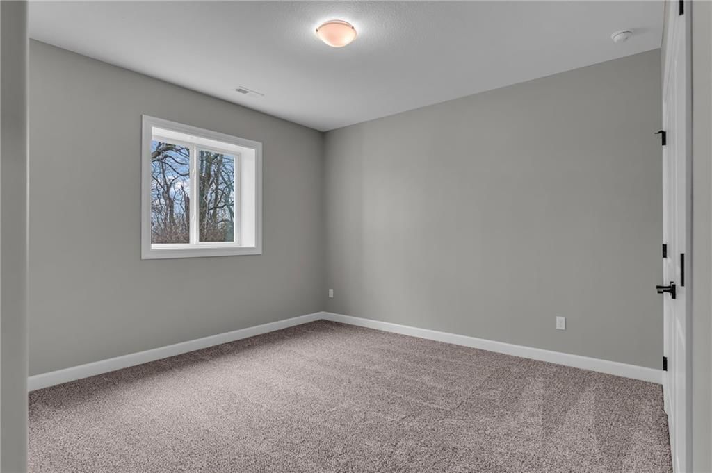 14009 S Landon Street — photo 52