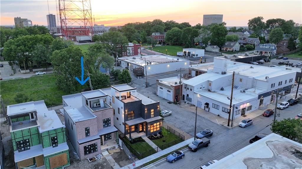 3116 Oak Street — photo 4
