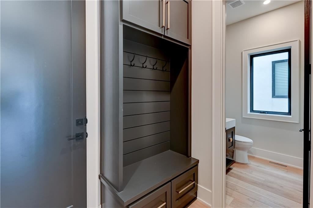 3116 Oak Street — photo 22