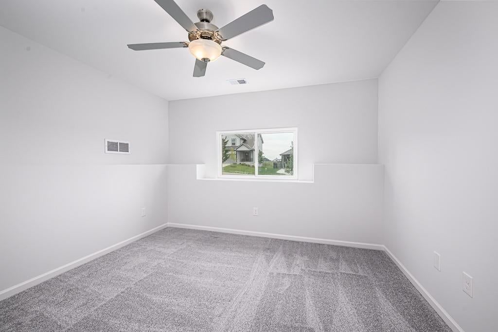 Photo 21 of 26 - 15624 Sheridan Court, Basehor, KS 66007