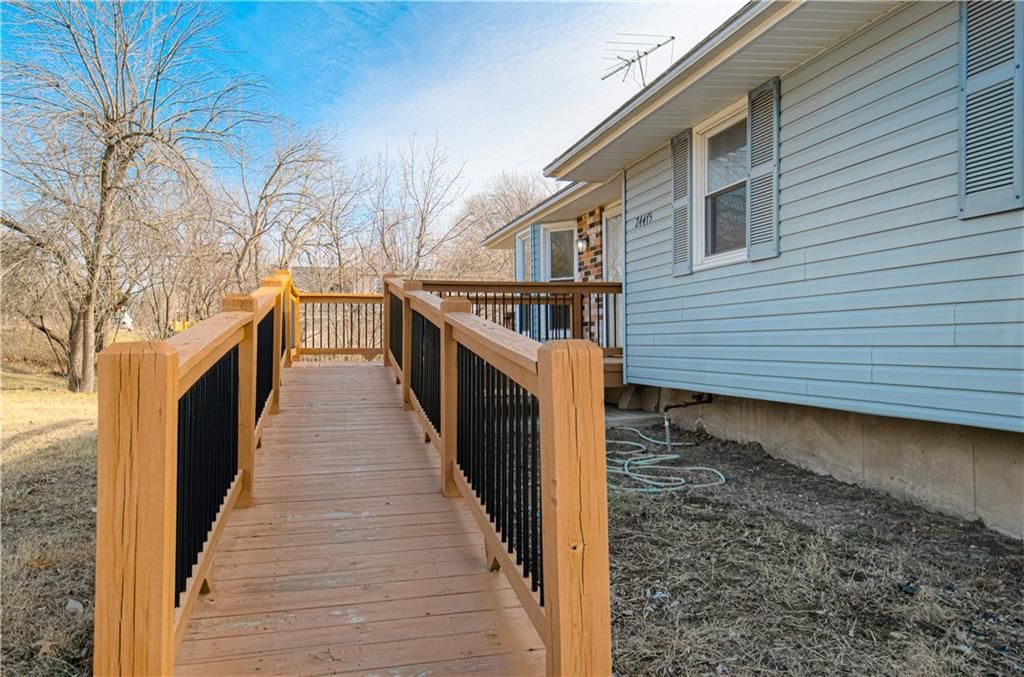 24475 W 83rd Street — photo 3
