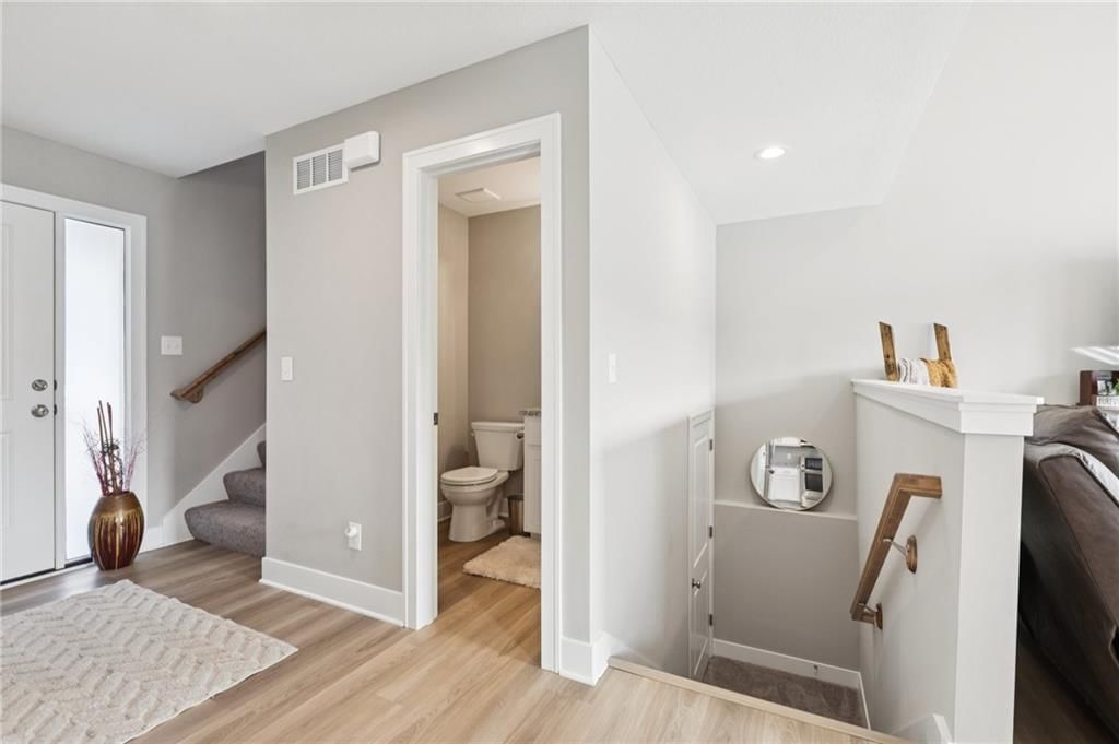 505 W Smith Street — photo 5