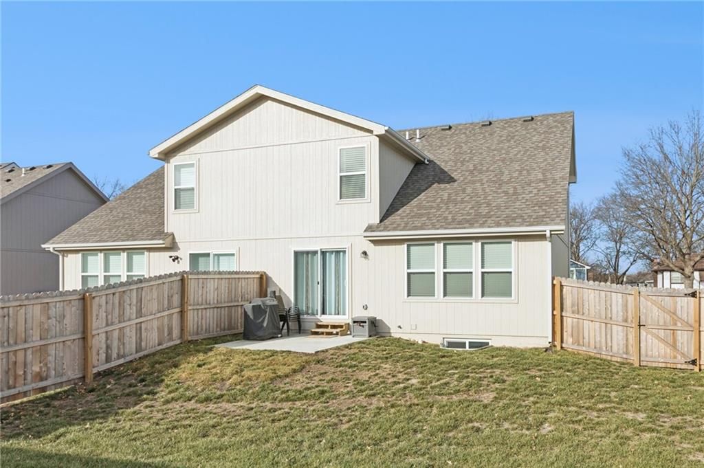 505 W Smith Street — photo 36