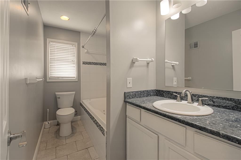 4505 NW 79th Terrace — photo 32