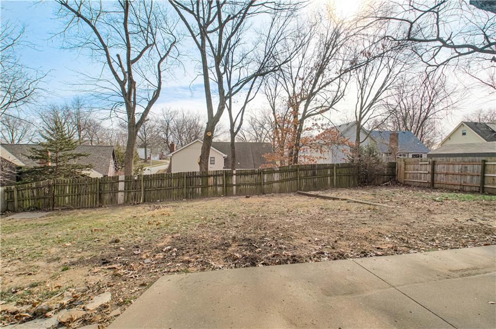 4505 NW 79th Terrace — photo 40