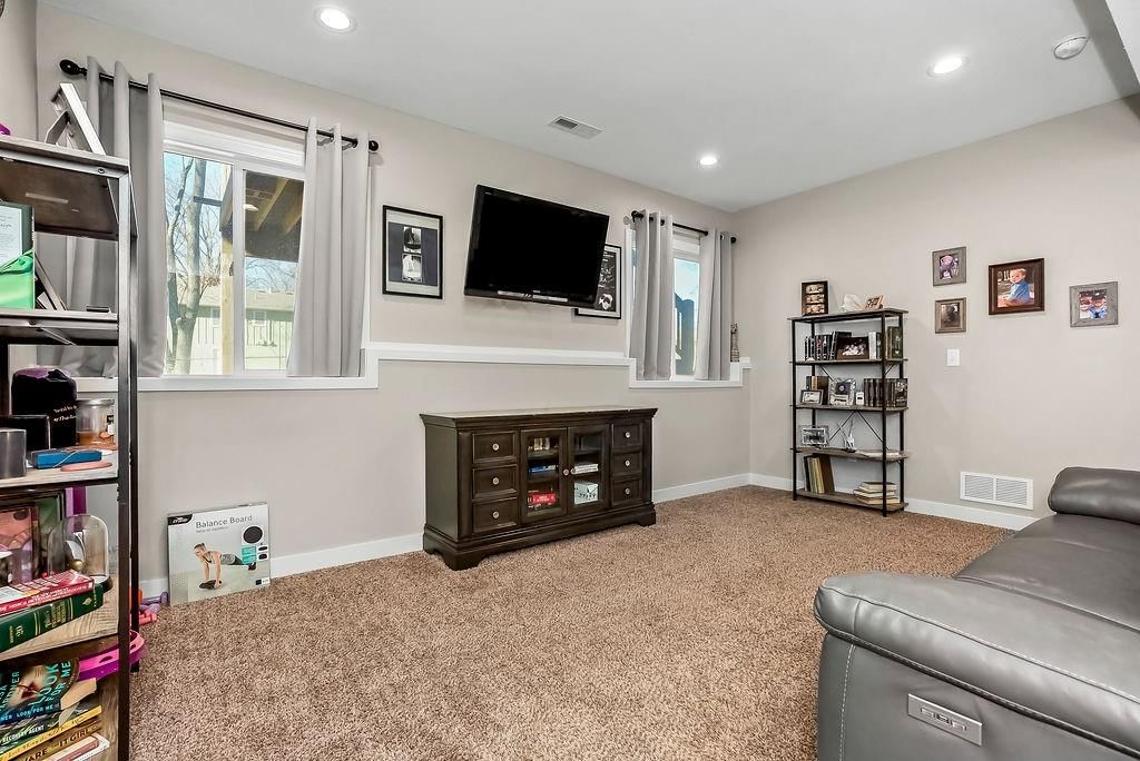 8510 Kansas Street — photo 20