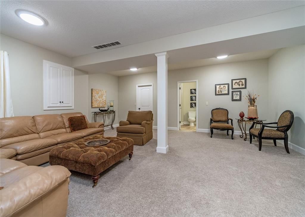 16910 S BRADLEY Drive — photo 33