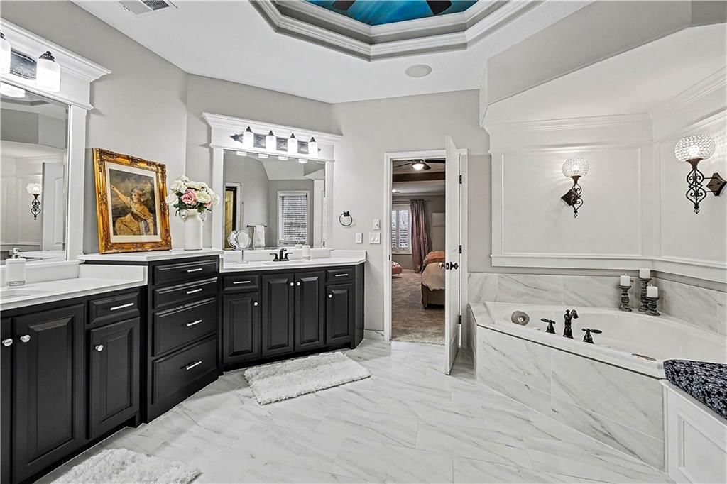 10200 N Wabash Avenue — photo 27