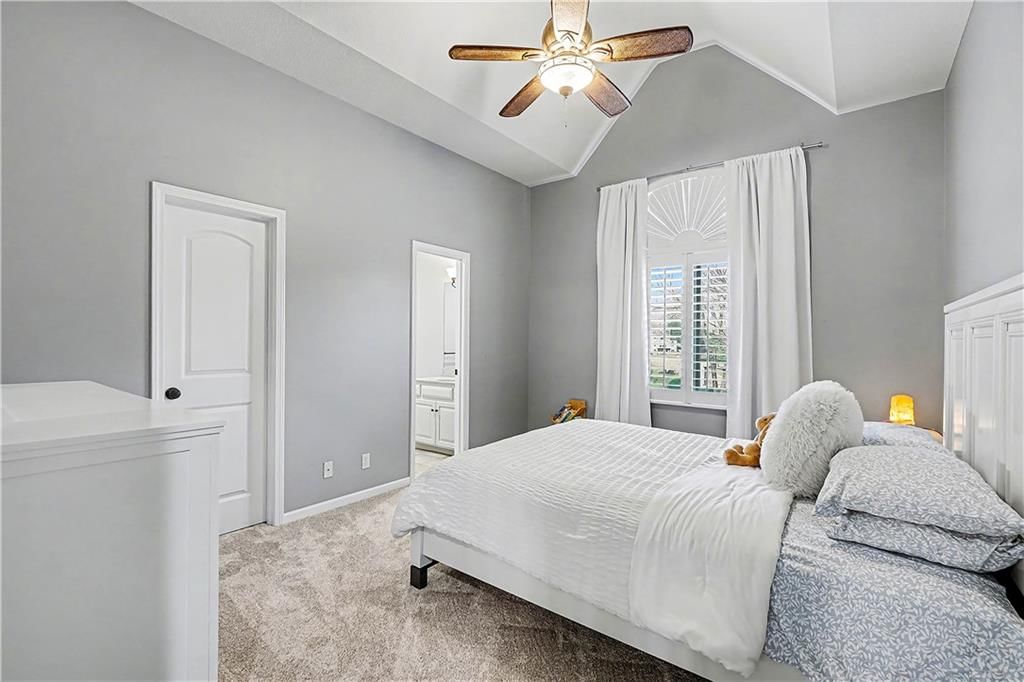 10200 N Wabash Avenue — photo 31