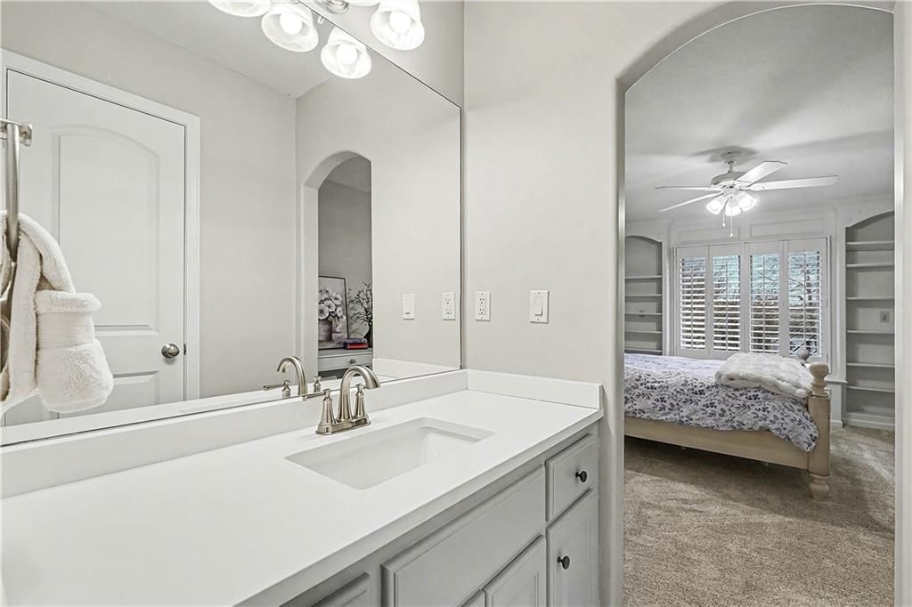 10200 N Wabash Avenue — photo 34