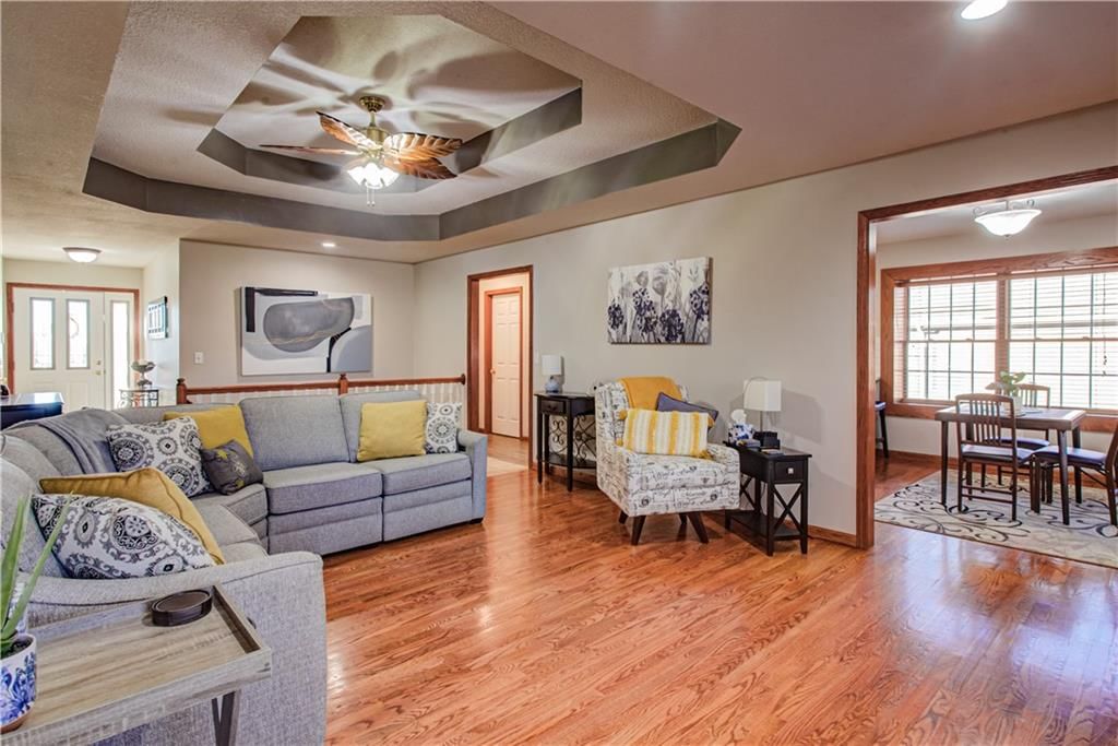 2209 Jil Street — photo 12