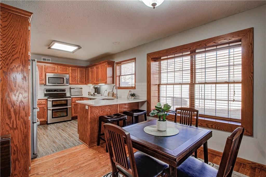 2209 Jil Street — photo 15