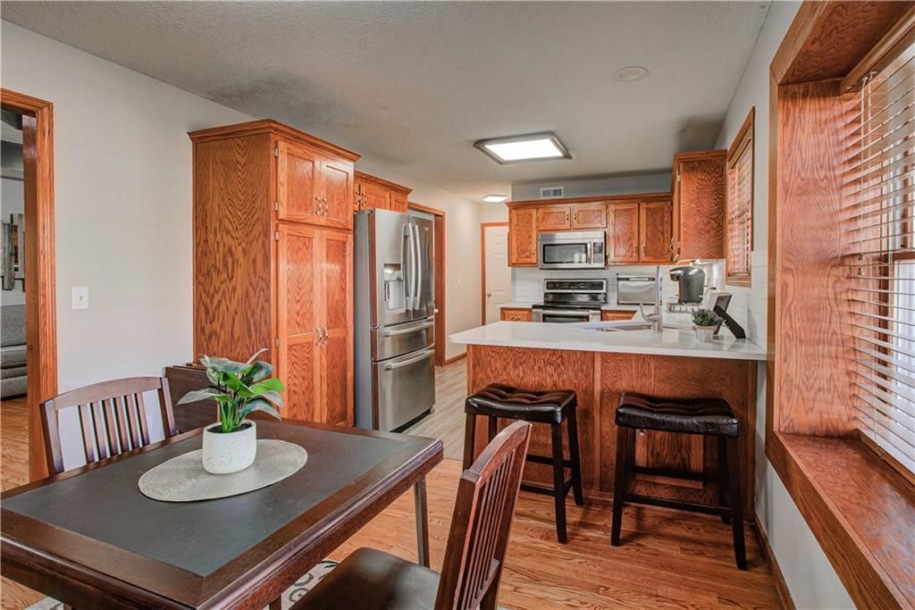 2209 Jil Street — photo 16